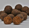 Boilies v dipu Black Fish 150g