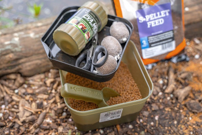 Miska s Lopatkou Method Mix Bait Tub Set