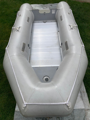 Přípravek na ošetření a impregnaci gumy člunu Guprox