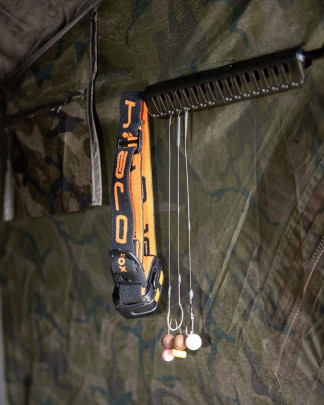 Držák na návazce Edges Rig and Hanging Rack