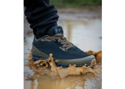 Boty Explorer Trainers V2