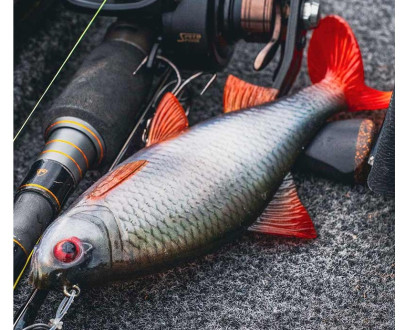 Nástraha Replicant Realistic Roach