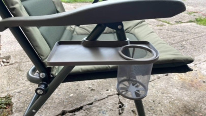 Stolek na křeslo Quattro + víko na plechovku