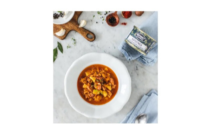 Jídlo Hotové Zelňačka s uzeným masem a klobásou