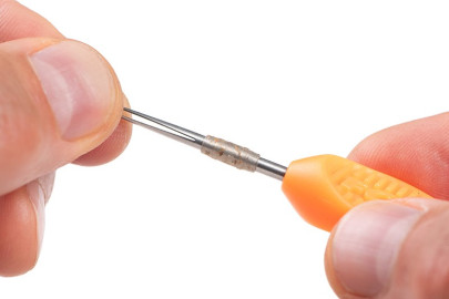 Navlékač Edges Tubing Threader