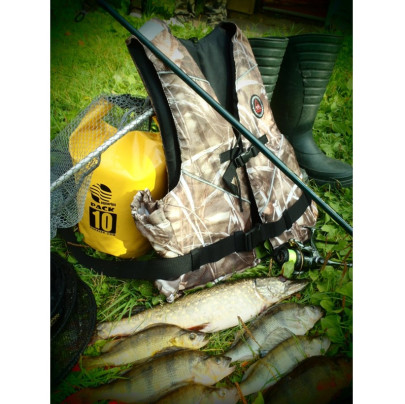 Vesta plovoucí Camo Forest