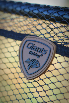 Podběrák Deluxe Landing Net Rubber Medium 70x60cm