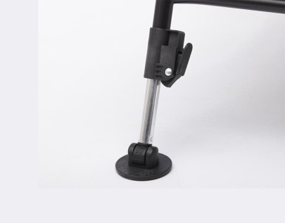 Křeslo Avenger Comfort Camo Chair W/Armrests and Covers 140kg