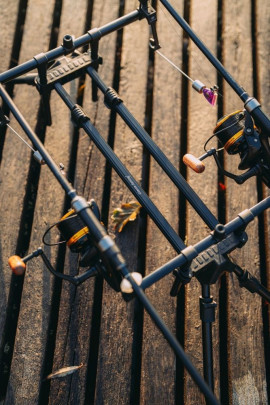 Stojan Dual H-Rod Pod 3 Rods