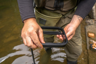 Stojan na krabičky Compact Bait Waiter Set