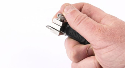 Držák k Brusce Pinpoint Hook Doctor Vice