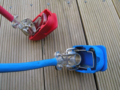 Bateriové rychloupínací spojky